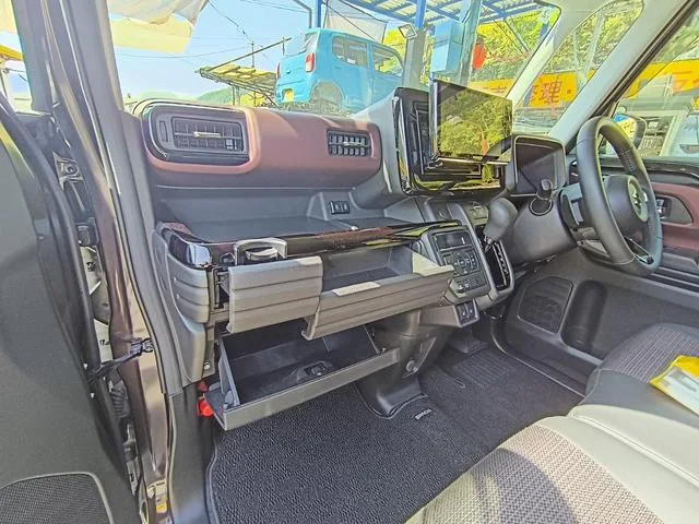 Suzuki SPACIA CUSTOM HYBRID XS TURBO 2025 — миниатюра 5