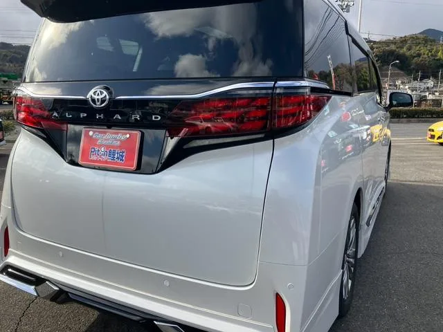 Toyota Alphard Z 2023 — миниатюра 4