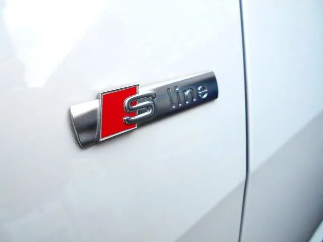 Audi A6 40 TDI QUATTRO SPORT S LINE PACKAGE 2023 — миниатюра 3