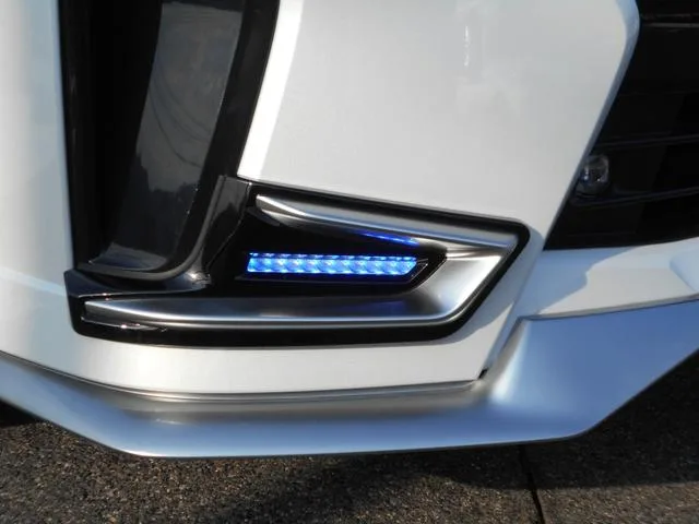 Nissan SERENA E-POWER AUTECH 2024 — миниатюра 2