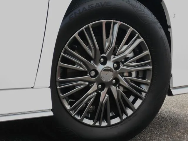Nissan SERENA E-POWER AUTECH 2024 — миниатюра 3