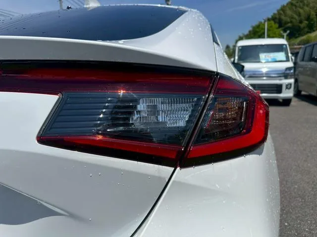 Honda CIVIC 2022 — миниатюра 3