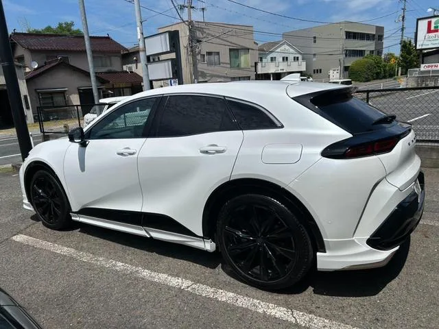 Toyota CROWN SPORT Z 2025 — миниатюра 3