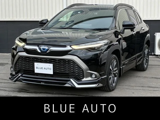 Toyota COROLLA CROSS HYBRID Z 2022 — фото 1, купить с доставкой в Москву