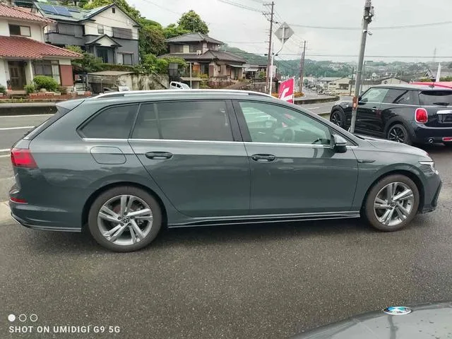 Volkswagen GOLF VARIANT ETSI R LINE 2023 — миниатюра 4