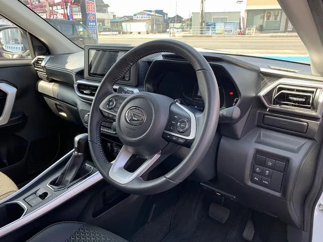 Daihatsu ROCKY PREMIUM G HEV 2023 — миниатюра 5