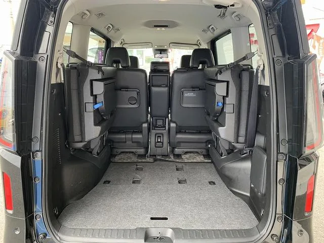 Nissan SERENA E-POWER HIGHWAY STAR V 2024 — миниатюра 5