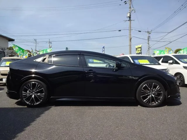 Toyota PRIUS Z 2023 — миниатюра 2