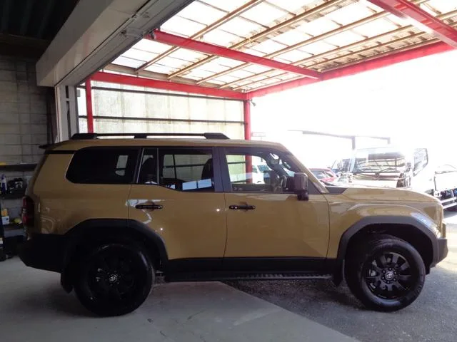 Toyota LAND CRUISER 250 VX FIRST EDITION 2024 — миниатюра 2