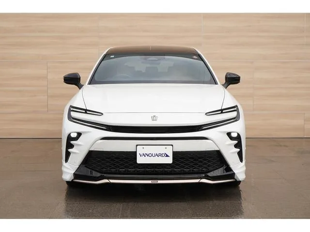Toyota CROWN SPORT Z 2023 — миниатюра 3