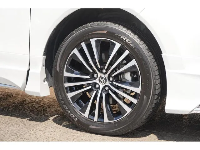 Toyota HARRIER PHEV Z 2023 — миниатюра 5