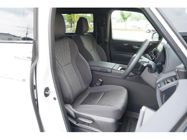 Toyota ALPHARD HYBRID X 2025 — миниатюра 3