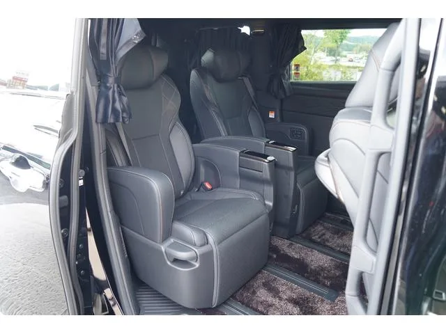 Toyota VELLFIRE HYBRID Z PREMIER 2025 — миниатюра 4
