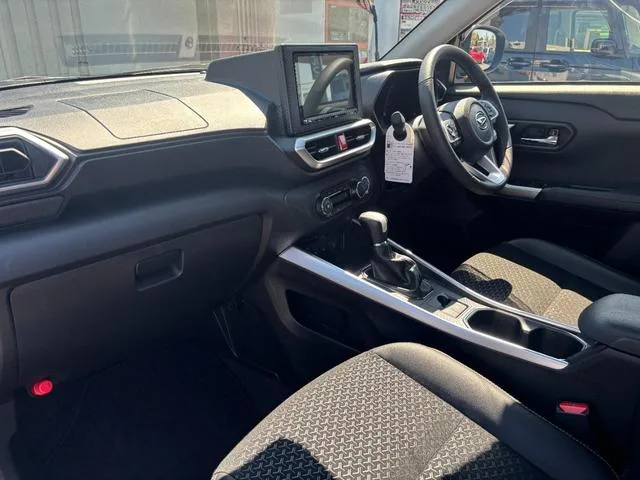 Daihatsu Rocky PREMIUM G HEV 2024 — миниатюра 3