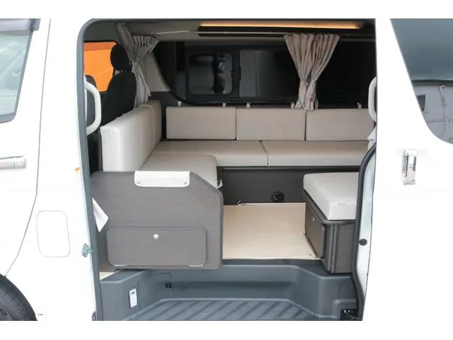 Toyota HIACE WAGON 2022 — миниатюра 2