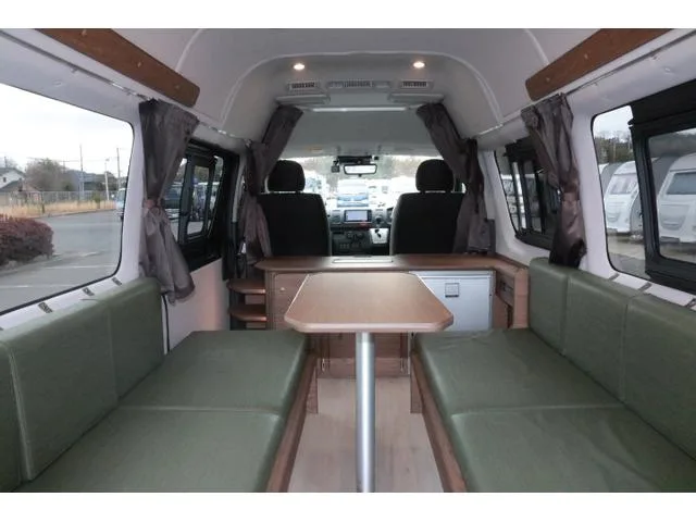 Toyota HIACE VAN 2023 — миниатюра 3