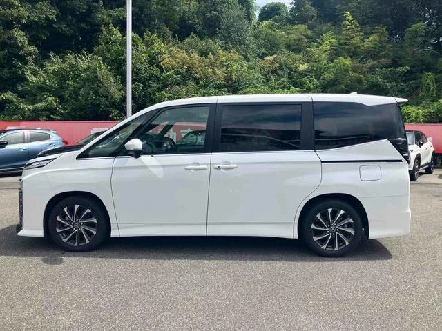 Toyota VOXY S-Z 2023 — миниатюра 5
