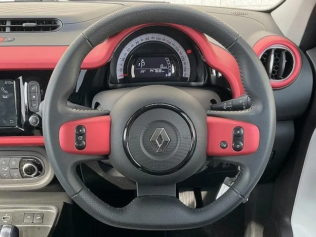 Renault TWINGO INTENS 2023 — миниатюра 3