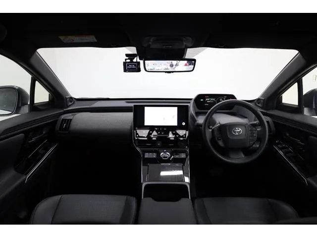 Toyota BZ4X Z 2023 — миниатюра 2