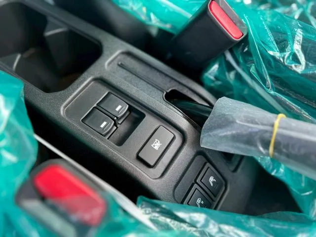 Suzuki JIMNY NOMADE FC 2025 — миниатюра 5