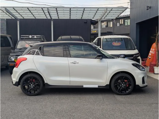 Suzuki SWIFT SPORT ZC33S FINAL EDITION 2025 — миниатюра 5