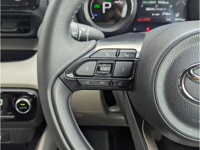 Toyota YARIS HYBRID Z 2023 — миниатюра 2