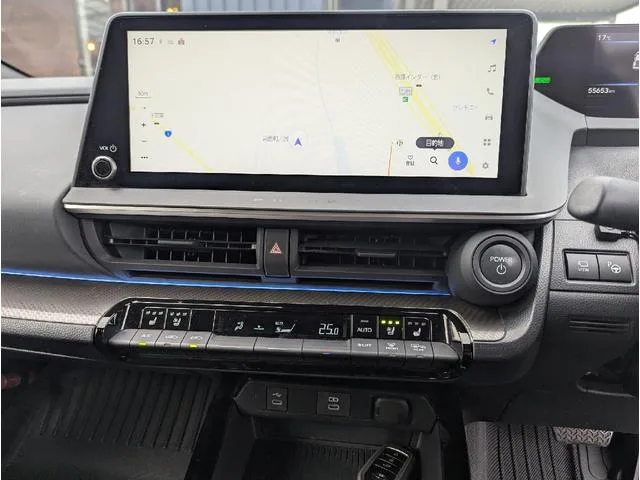Toyota Prius Z 2023 — миниатюра 2
