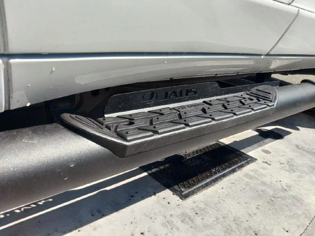 Toyota LAND CRUISER 250 VX 2024 — миниатюра 4