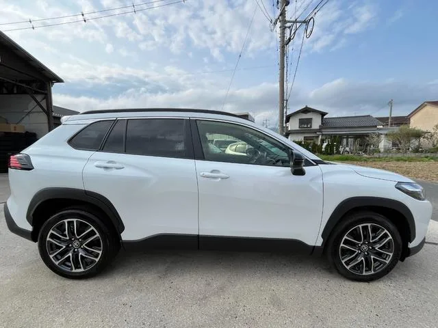 Toyota CorollaCross HYBRID Z 2026 — миниатюра 2