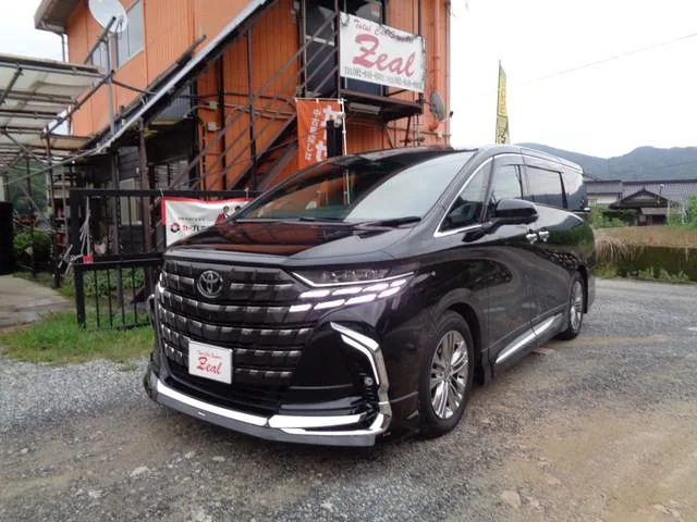 Toyota ALPHARD HYBRID Z 2025 — фото 1, купить с доставкой в Москву