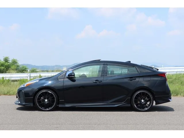 Toyota Prius A PREMIUM 2022 — миниатюра 2