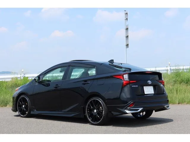 Toyota Prius A PREMIUM 2022 — миниатюра 3