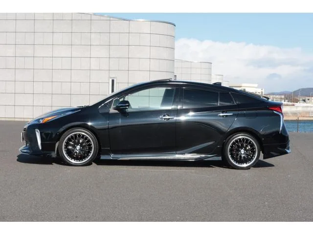 Toyota PRIUS A PREMIUM 2022 — миниатюра 2