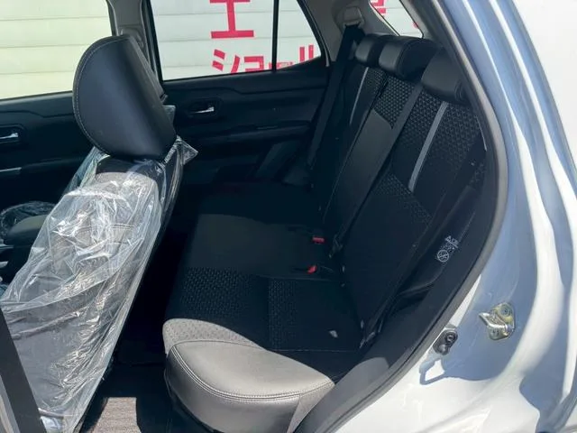 Daihatsu Rocky PREMIUM G HEV 2025 — миниатюра 4