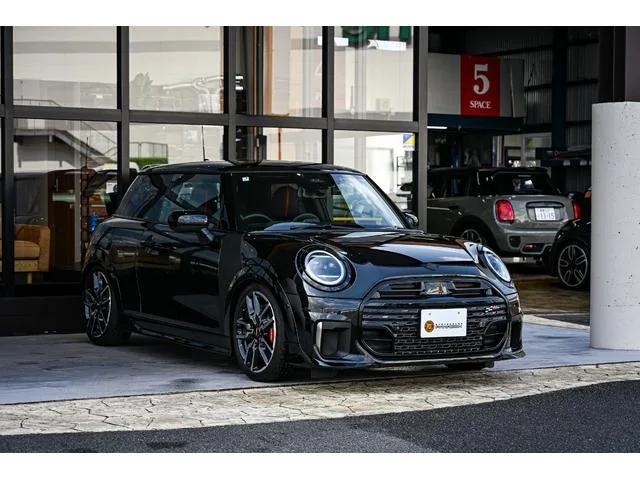 MINI MINI JOHN COOPER WORKS JOHN COOPER WORKS TRIM 2025 — миниатюра 2
