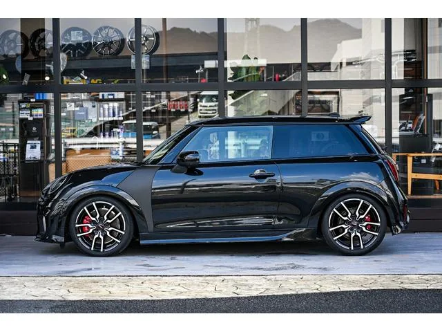 MINI MINI JOHN COOPER WORKS JOHN COOPER WORKS TRIM 2025 — миниатюра 5