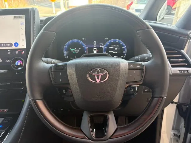 Toyota Alphard Z 2025 — миниатюра 2
