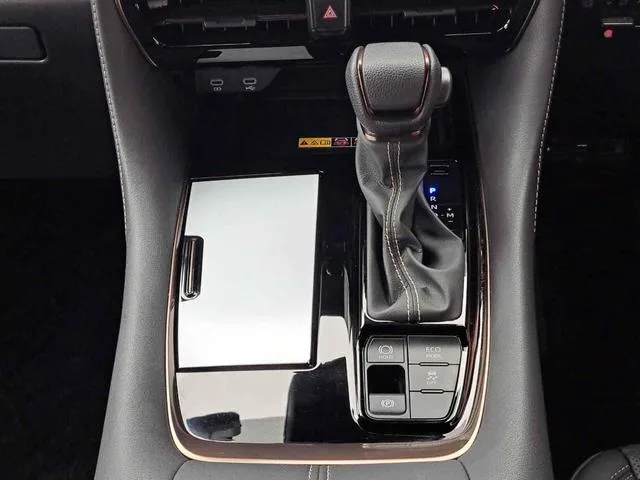 Toyota Alphard Z 2023 — миниатюра 4