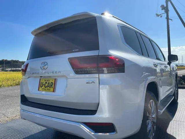 Toyota LAND CRUISER ZX 2023 — миниатюра 4