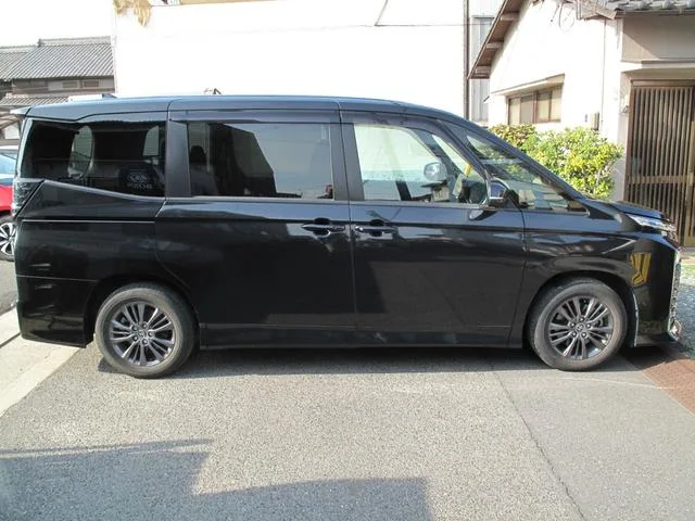 Toyota VOXY HYBRID S-G 2022 — миниатюра 3