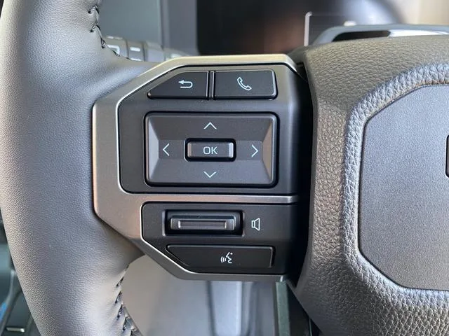 Toyota LAND CRUISER 250 VX 2024 — миниатюра 5