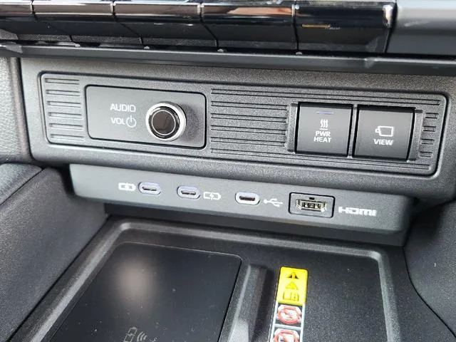 Toyota LAND CRUISER 250 ZX 2024 — миниатюра 5