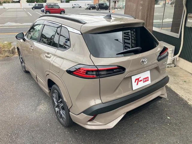 Toyota CorollaCross HYBRID Z 2025 — миниатюра 4