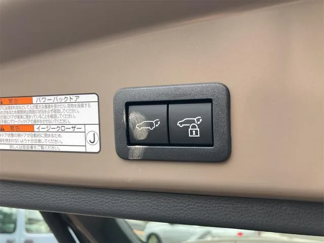 Toyota CorollaCross HYBRID Z 2025 — миниатюра 5