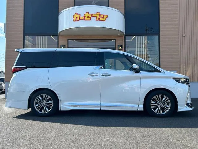Toyota Alphard Z 2023 — миниатюра 2