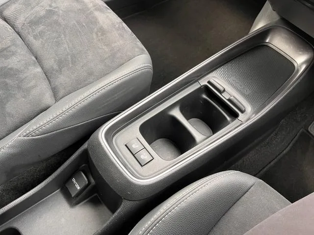 Toyota AQUA GR SPORT 2023 — миниатюра 4