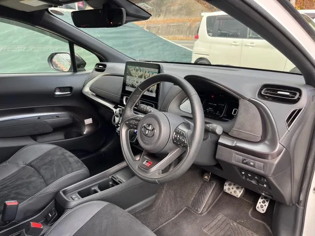 Toyota AQUA GR SPORT 2023 — миниатюра 5