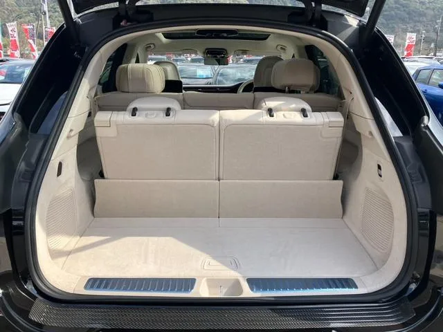 Mercedes-Benz EQS SUV EQS580 4MATIC SUV SPORT 2023 — миниатюра 5