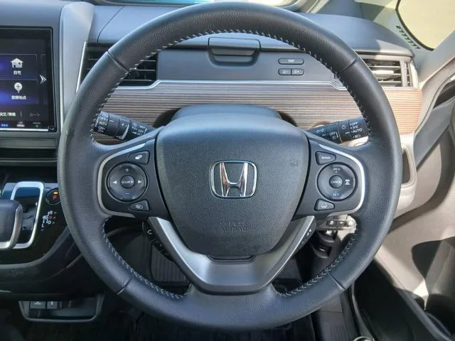 Honda FREED HYBRID HYBRID CROSSTAR BLACK STYLE 2023 — миниатюра 2