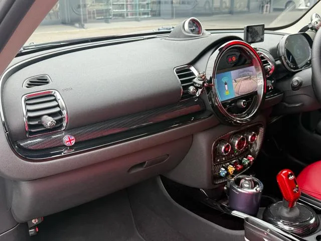 MINI MINI COOPER SD CLUBMAN PREMIUM PLUS PACKAGE CLASSIC TRIM 2023 — миниатюра 4